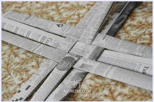 怎么编织收纳盒图解 废报纸编收纳盒的方法- www.aizhezhi.com