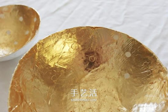 漂亮的首饰盘手工制作 自制金色首饰盘DIY教程- www.aizhezhi.com