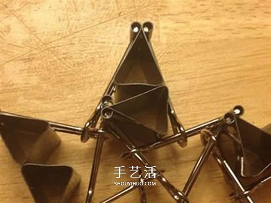 长尾票夹做立体五角星 DIY票夹五角星图解- www.aizhezhi.com