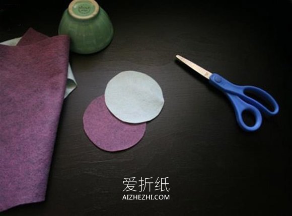 怎么用不织布做风车 手工布艺风车装饰制作- www.aizhezhi.com