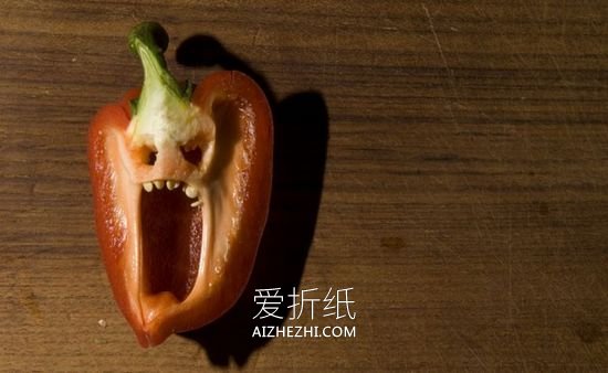 怎么做可爱的小怪物 切开菜椒就能发现它们！- www.aizhezhi.com