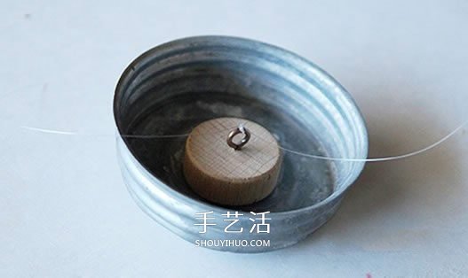 玻璃瓶DIY风铃的方法 自制玻璃风铃图解教程- www.aizhezhi.com