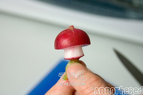 怎么简单做一个小蘑菇 超级马里奥蘑菇制作- www.aizhezhi.com