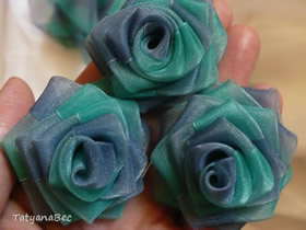 怎么做丝带玫瑰花图解 丝带手工制作玫瑰花