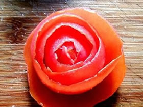 怎么把番茄做成玫瑰花 番茄玫瑰花手工制作