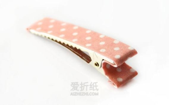 怎么做不织布发卡图解 布艺手工制作可爱发饰- www.aizhezhi.com