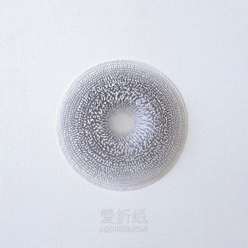 如喷射火焰般的立体纸雕作品 充满了艺术魅力- www.aizhezhi.com