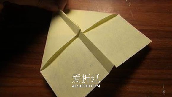 怎么折最简单纸飞机 最经典纸飞机的折法图解- www.aizhezhi.com