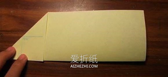 怎么折最简单纸飞机 最经典纸飞机的折法图解- www.aizhezhi.com