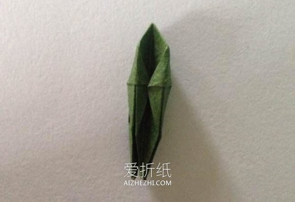 怎么折纸川崎玫瑰图解 手揉纸玫瑰花的折法- www.aizhezhi.com