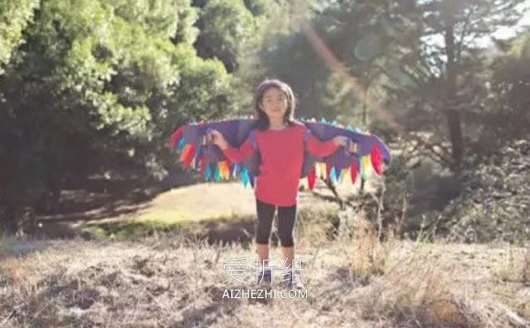 怎么做儿童玩具翅膀 瓦楞纸手工制作翅膀道具- www.aizhezhi.com