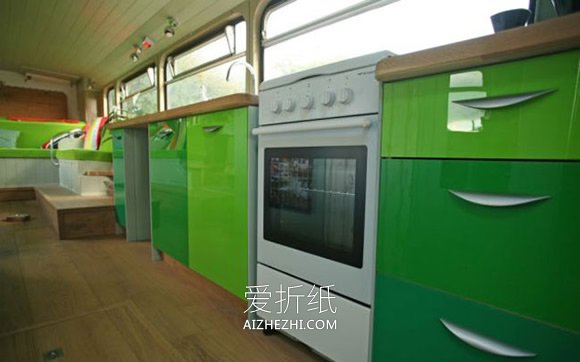 双层巴士改造旅馆图片 旧公交车DIY移动旅馆- www.aizhezhi.com