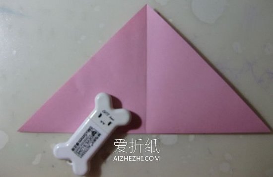 怎么折纸冰激凌玫瑰 漂亮纸玫瑰手工折法图解- www.aizhezhi.com