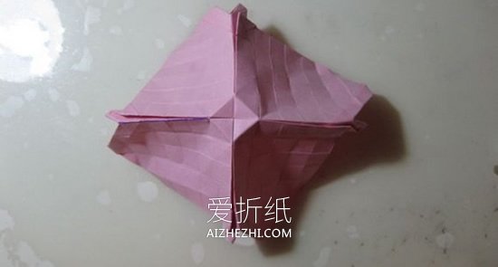 怎么折纸冰激凌玫瑰 漂亮纸玫瑰手工折法图解- www.aizhezhi.com