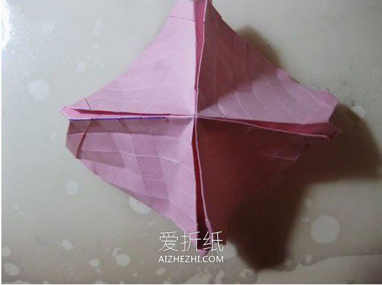 怎么折纸冰激凌玫瑰 漂亮纸玫瑰手工折法图解- www.aizhezhi.com