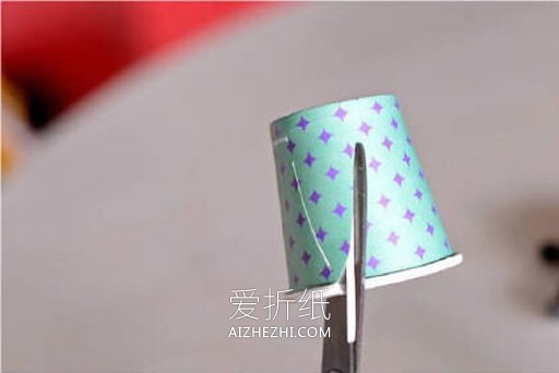 怎么做纸杯小人图解 鸡蛋纸杯手工制作人偶- www.aizhezhi.com