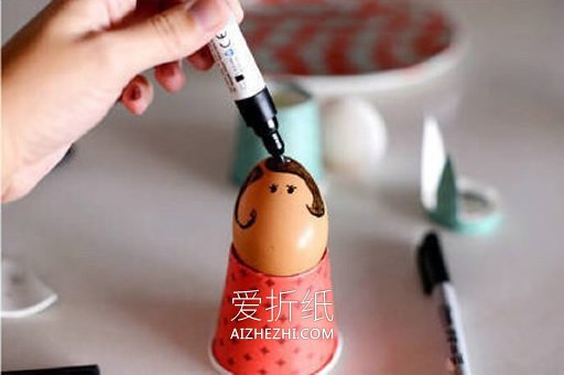 怎么做纸杯小人图解 鸡蛋纸杯手工制作人偶- www.aizhezhi.com