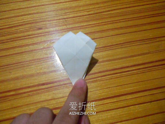 怎么折玫瑰千纸鹤图解 玫瑰花千纸鹤的折法- www.aizhezhi.com