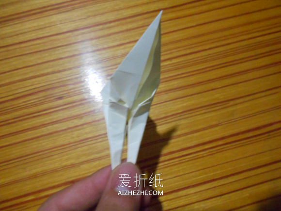 怎么折玫瑰千纸鹤图解 玫瑰花千纸鹤的折法- www.aizhezhi.com