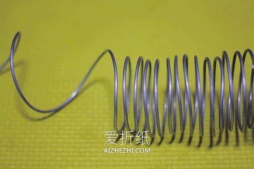 怎么做元宵节兔子灯 中秋节兔子灯笼制作方法- www.aizhezhi.com