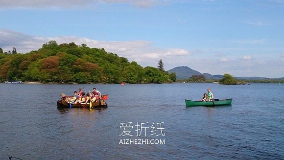 怎么做可以坐人的小船 废纸箱手工制作载人船- www.aizhezhi.com