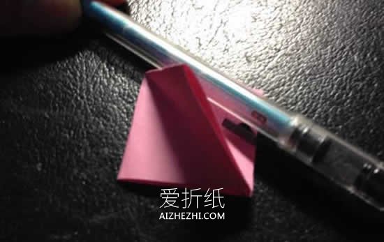 怎么折纸立体百合花 手工折纸百合的方法图解- www.aizhezhi.com