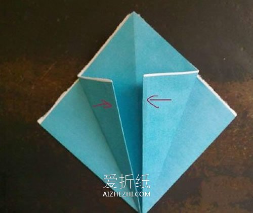 母亲节怎么折纸康乃馨 父亲节康乃馨折法图解- www.aizhezhi.com