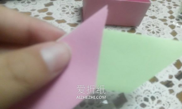 怎么折纸八角飞镖图解 手工八角飞镖的折法- www.aizhezhi.com