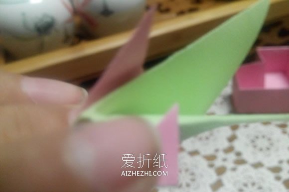 怎么折纸八角飞镖图解 手工八角飞镖的折法- www.aizhezhi.com