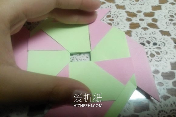 怎么折纸八角飞镖图解 手工八角飞镖的折法- www.aizhezhi.com