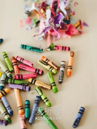 怎么把蜡笔头废物利用 重新做成可爱的蜡笔- www.aizhezhi.com