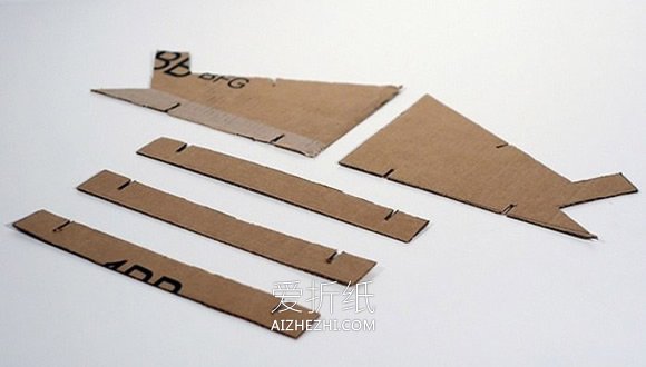 怎么做笔记本电脑散热架 瓦楞纸DIY散热架方法- www.aizhezhi.com