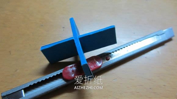 怎么用硬纸板制作相框 详细纸相框手工制作- www.aizhezhi.com