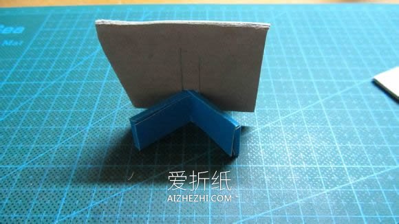 怎么用硬纸板制作相框 详细纸相框手工制作- www.aizhezhi.com