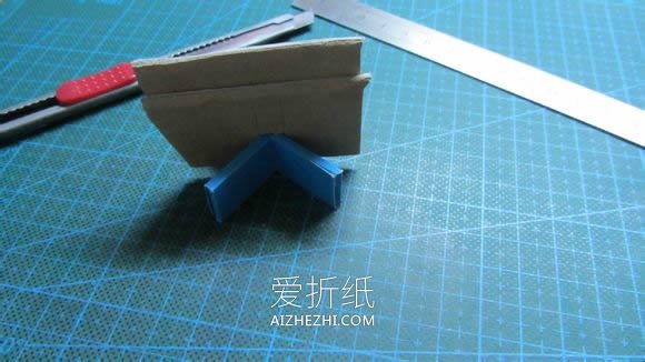 怎么用硬纸板制作相框 详细纸相框手工制作- www.aizhezhi.com