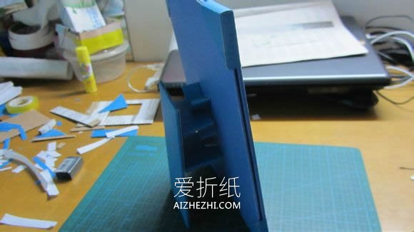 怎么用硬纸板制作相框 详细纸相框手工制作- www.aizhezhi.com