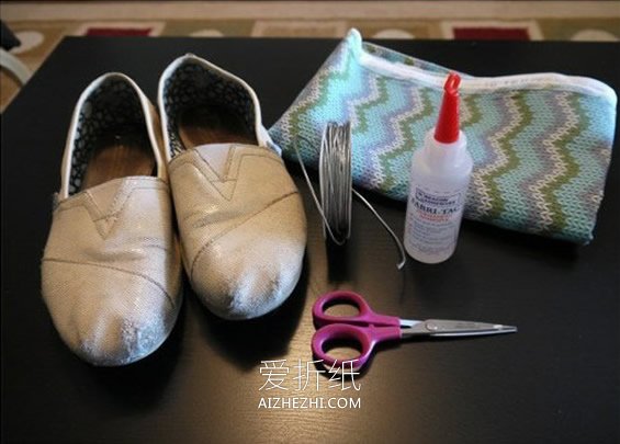 怎么用布片改造旧鞋子 旧鞋子鞋面改造方法- www.aizhezhi.com