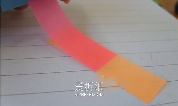 怎么做便签纸飞机的方法 便签纸手工制作飞机- www.aizhezhi.com