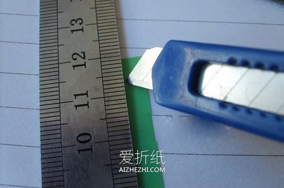 怎么做便签纸飞机的方法 便签纸手工制作飞机- www.aizhezhi.com