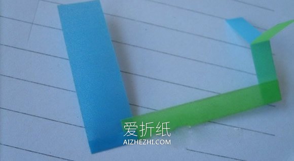 怎么做便签纸飞机的方法 便签纸手工制作飞机- www.aizhezhi.com