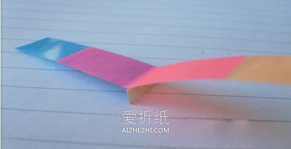 怎么做便签纸飞机的方法 便签纸手工制作飞机- www.aizhezhi.com