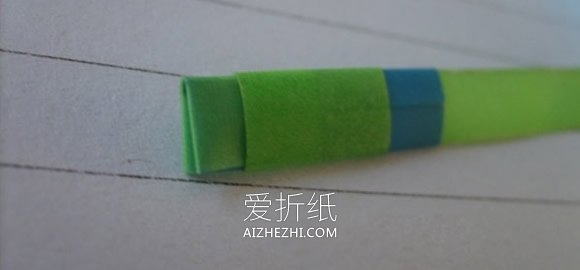 怎么做便签纸飞机的方法 便签纸手工制作飞机- www.aizhezhi.com