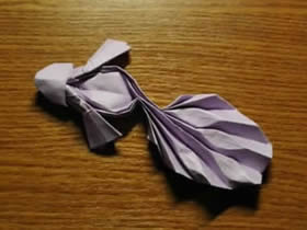 立体金鱼怎么折图解 手工折纸金鱼的折法