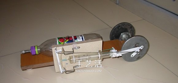 自制压缩空气动力车 空气动力汽车玩具制作- www.aizhezhi.com