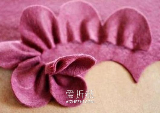 怎么做不织布樱花图解 手工布艺樱花制作方法- www.aizhezhi.com