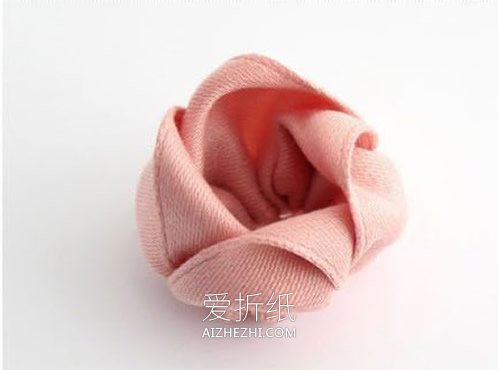 怎么做玫瑰花发卡图解 手工缎带玫瑰发饰制作- www.aizhezhi.com