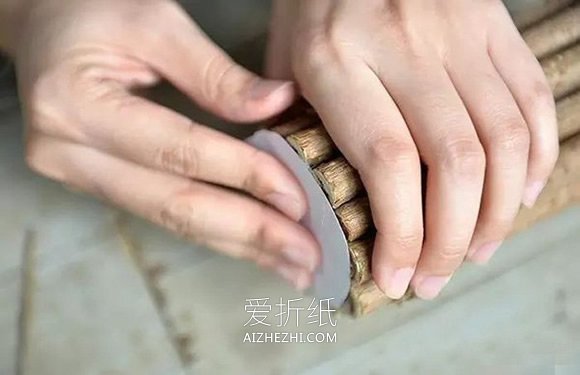 树枝怎么废物利用 制作烛台、笔筒和首饰架- www.aizhezhi.com