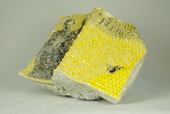 硼砂结晶体封印书籍 让废旧书变废为宝图片- www.aizhezhi.com