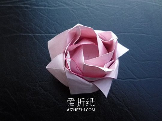 纸玫瑰花怎么折教程 清晰实拍玫瑰花折纸图解- www.aizhezhi.com