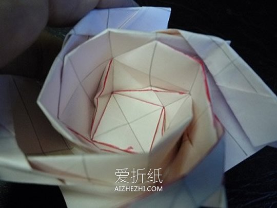 纸玫瑰花怎么折教程 清晰实拍玫瑰花折纸图解- www.aizhezhi.com